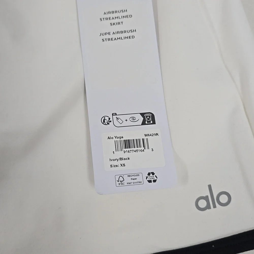 ALO Yoga Cream Mini Skort with Black Trim